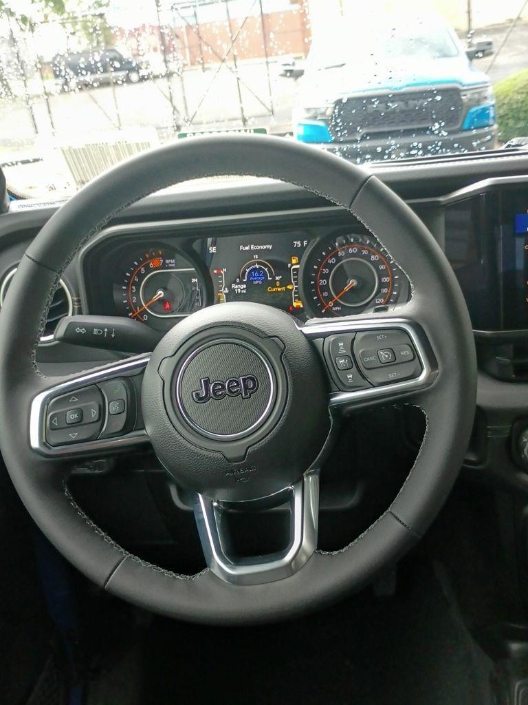 Jeep Wrangler  2026