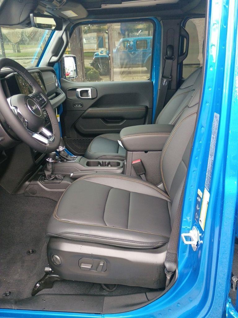 Jeep Wrangler  2026