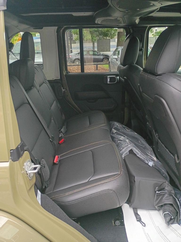 Jeep Wrangler  2026
