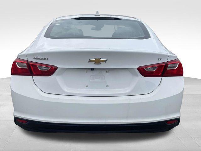 Chevrolet Malibu  2023