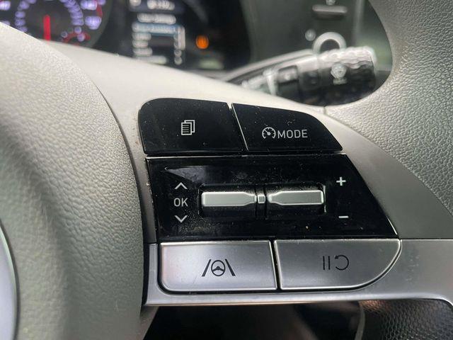 Hyundai Elantra  2023