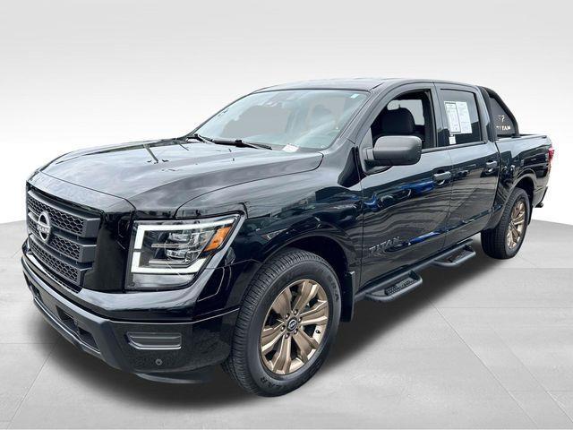 Nissan Titan  2024