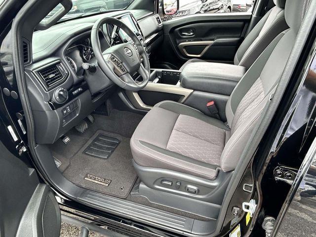 Nissan Titan  2024