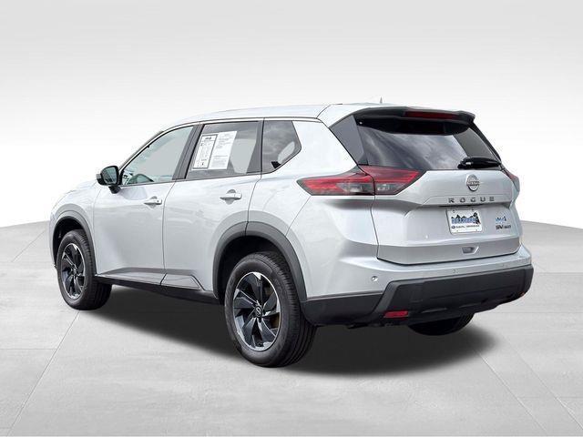 Nissan Rogue  2024