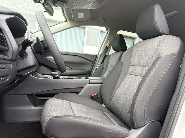 Nissan Rogue  2024