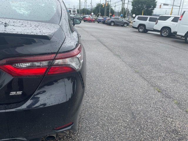 Toyota Camry  2021