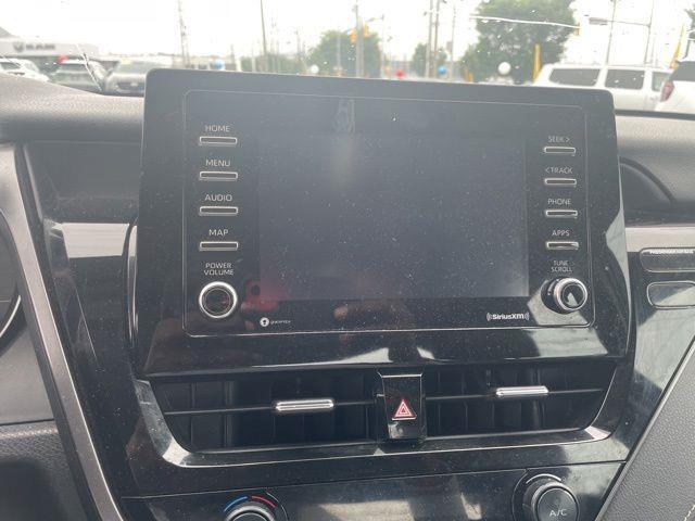 Toyota Camry  2021