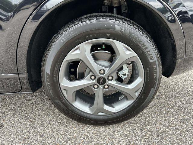 Ford Escape  2024