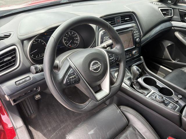 Nissan Maxima  2023