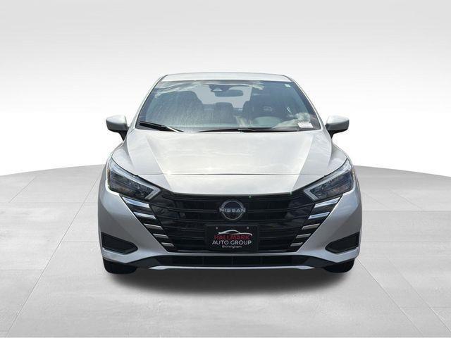 Nissan Versa  2025