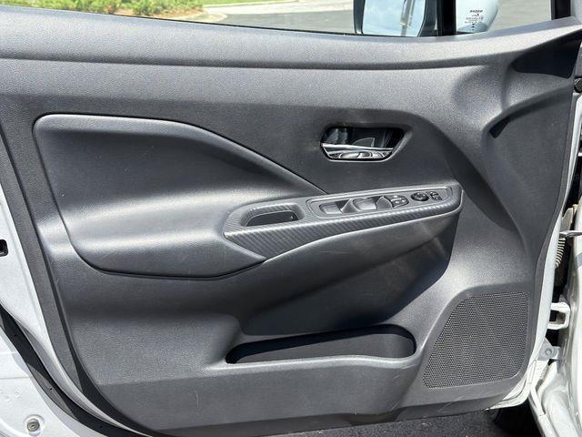 Nissan Versa  2025