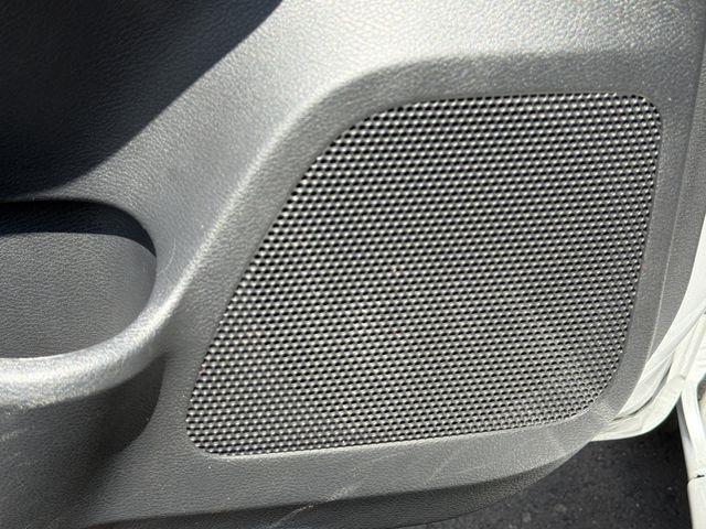 Nissan Versa  2025