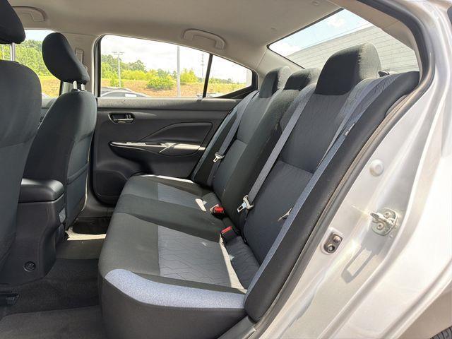 Nissan Versa  2025