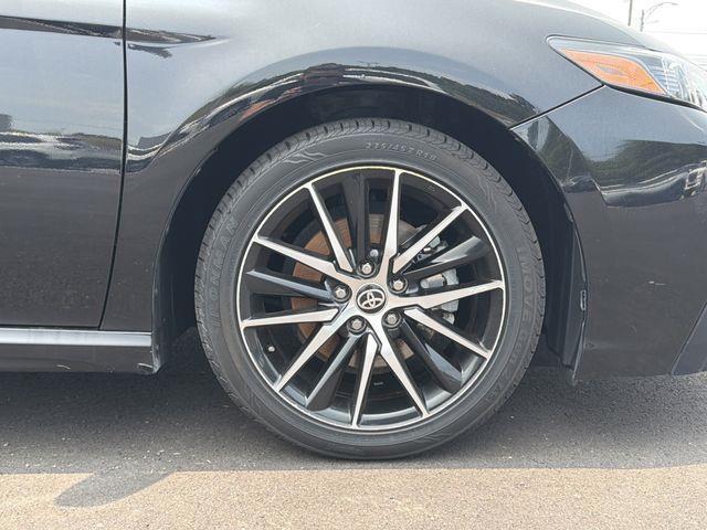 Toyota Camry  2024