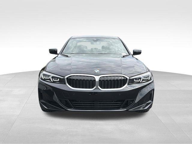 BMW 3-Series  2025