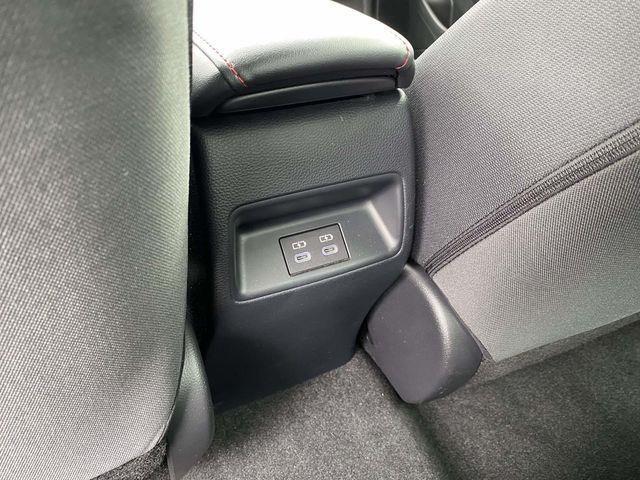 Toyota Corolla Hybrid  2025
