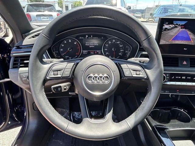 Audi A4  2023