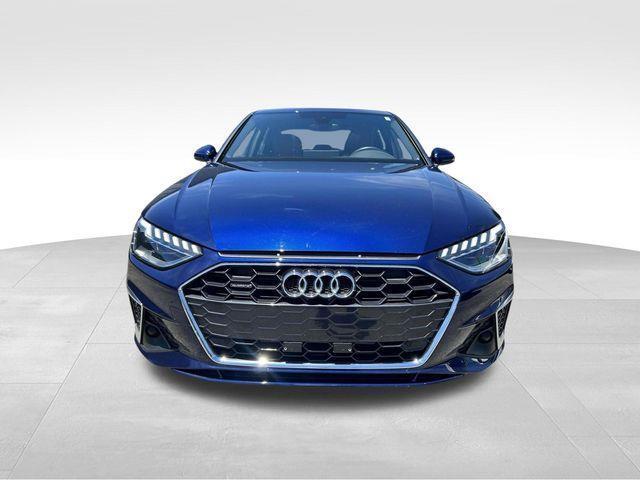 Audi A4  2023
