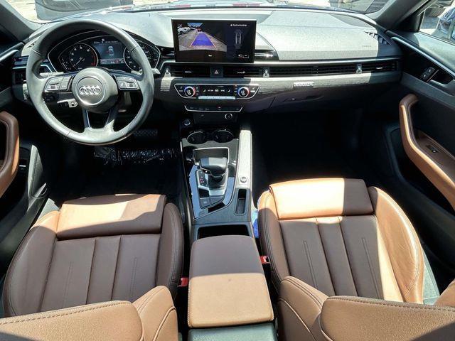 Audi A4  2023