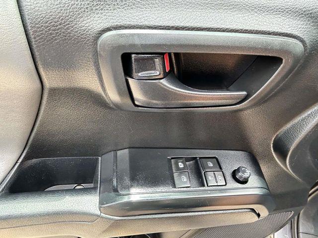 Toyota Tacoma  2019