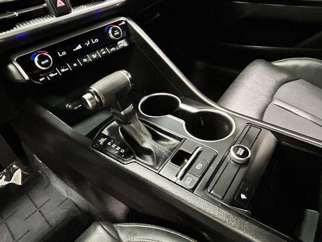 Kia K5  2023