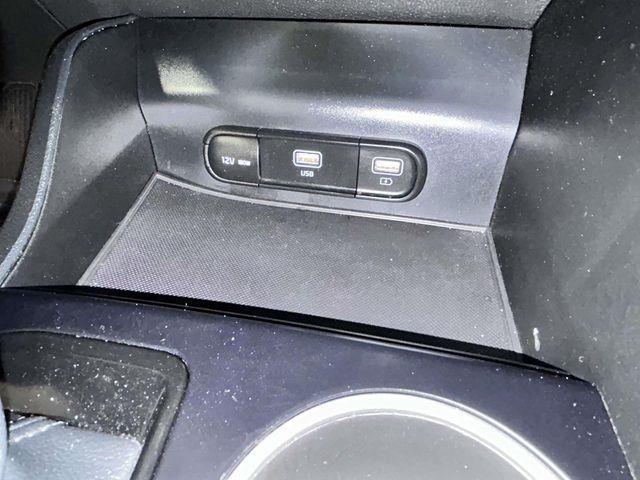 Kia K5  2023