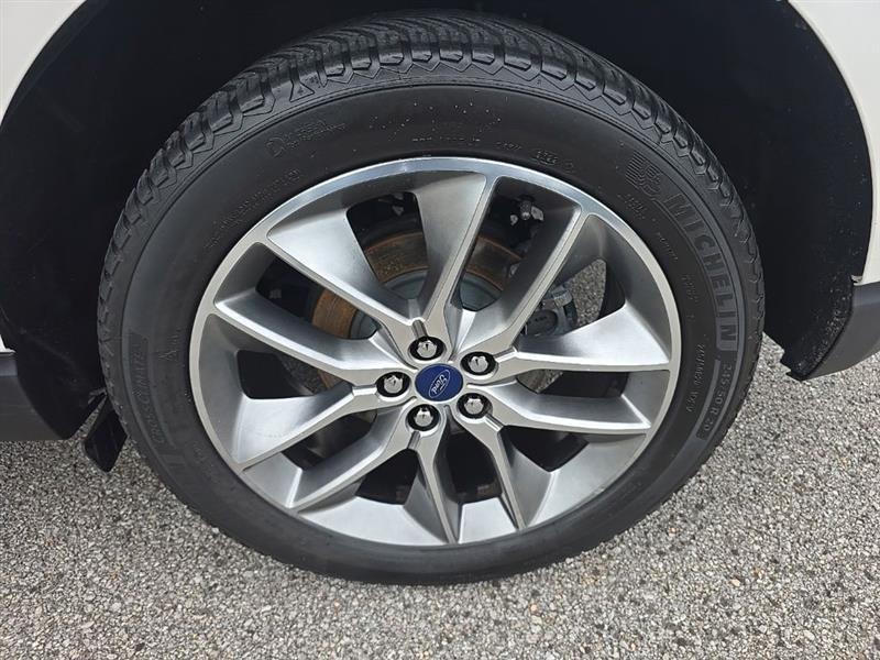 Ford Edge  2015