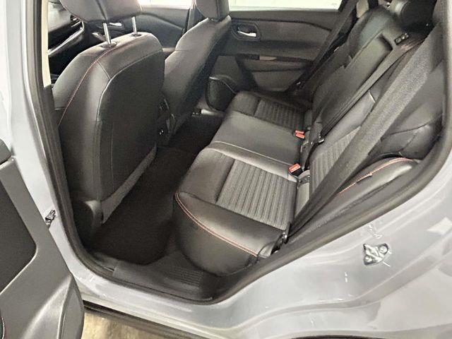 Nissan Rogue  2025