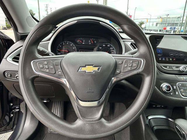Chevrolet Malibu  2023