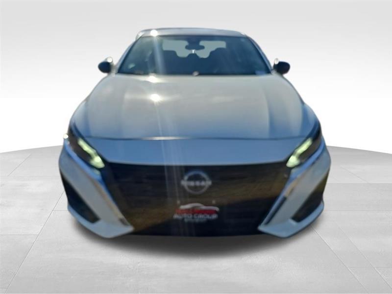 Nissan Altima  2025