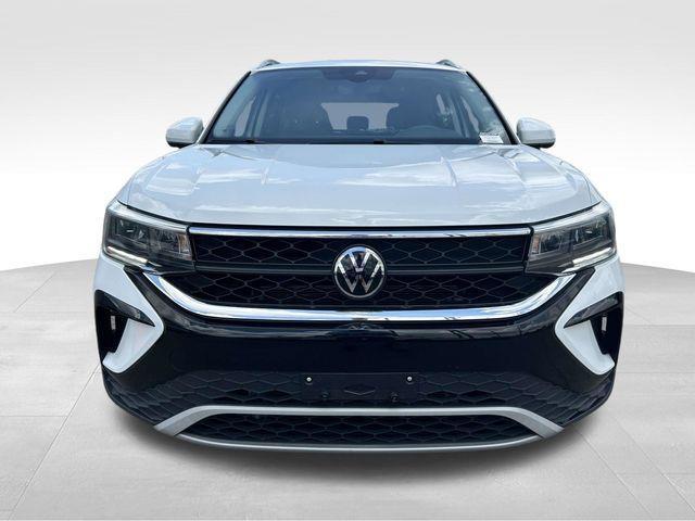 Volkswagen Taos  2024