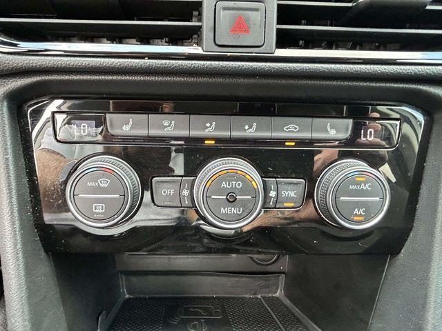 Volkswagen Taos  2024