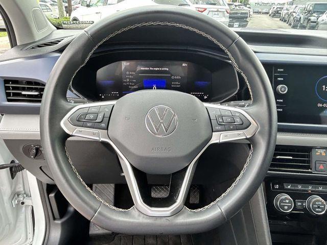 Volkswagen Taos  2024
