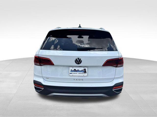 Volkswagen Taos  2024