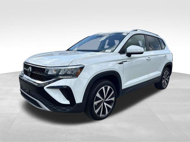Volkswagen Taos  2024