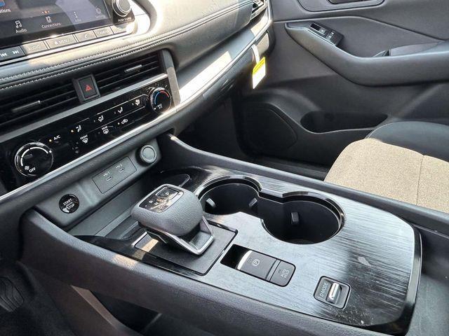 Nissan Rogue  2026