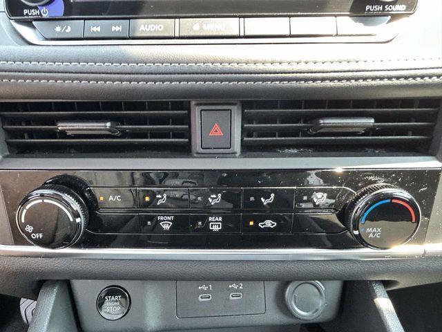 Nissan Rogue  2026