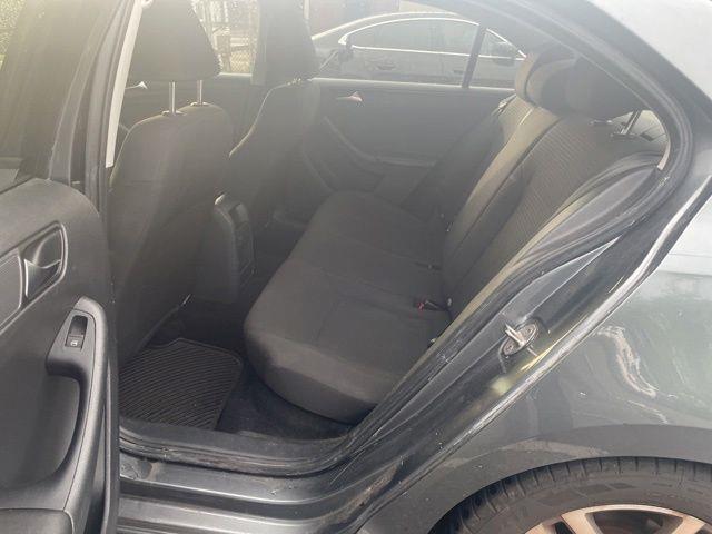 Volkswagen Jetta  2016