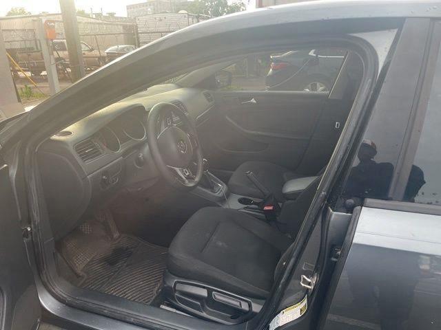 Volkswagen Jetta  2016