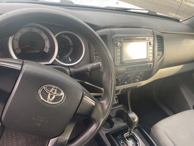 Toyota Tacoma  2014
