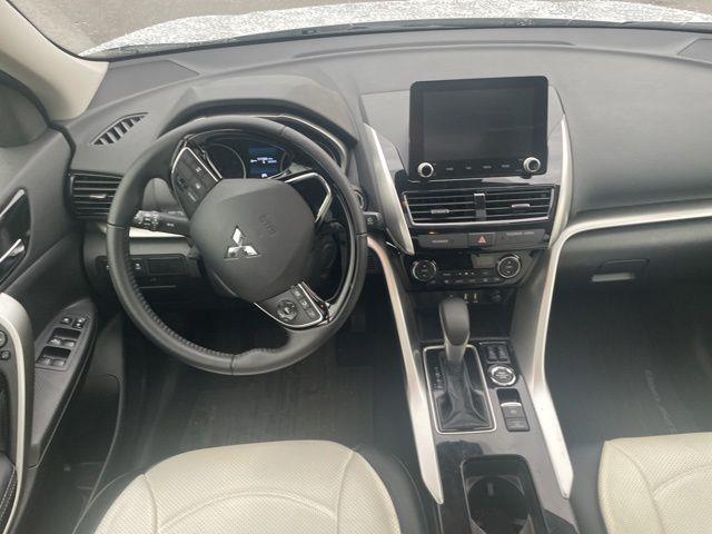 Mitsubishi Eclipse Cross  2024