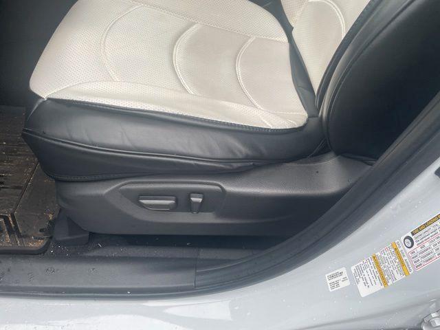 Mitsubishi Eclipse Cross  2024