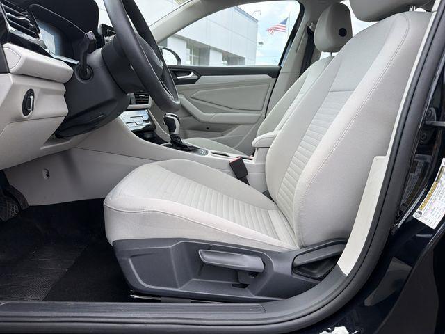 Volkswagen Jetta  2026