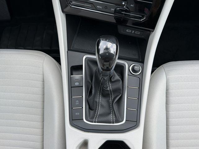 Volkswagen Jetta  2026