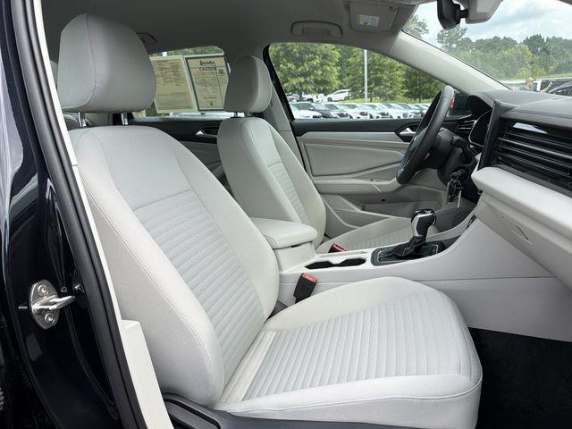 Volkswagen Jetta  2026