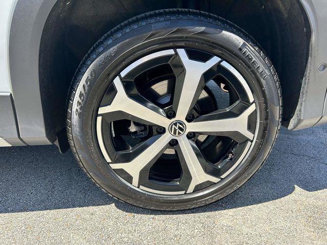 Volkswagen Tiguan  2025