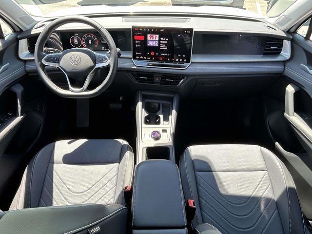 Volkswagen Tiguan  2025