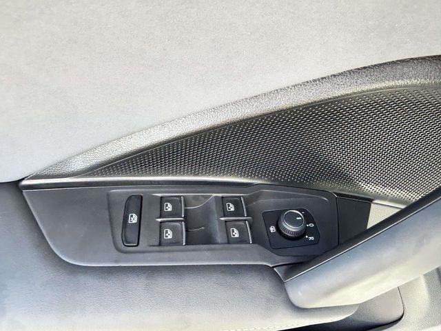 Volkswagen Tiguan  2025