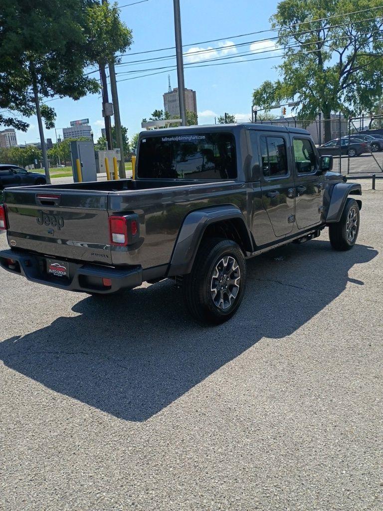 Jeep Gladiator  2026