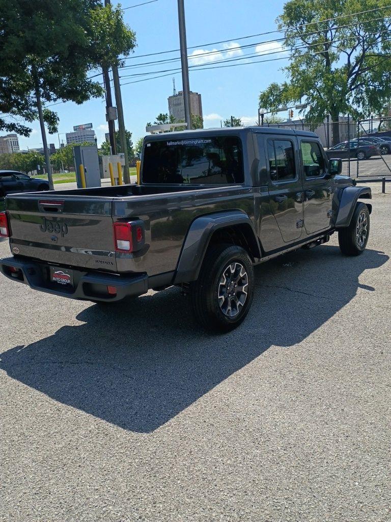 Jeep Gladiator  2026